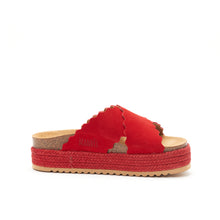 Charger l'image dans la galerie, Sandale à deux lanières croisées TAMARA en daim rouge