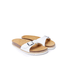 Carica l'immagine nel visualizzatore di Gallery, White single-strap AGATA made with eco-leather