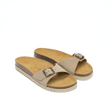 Carica l'immagine nel visualizzatore di Gallery, Taupe single-strap AGATA made with oiled leather