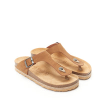 Carica l'immagine nel visualizzatore di Gallery, Cognac Brown thong BLANCA made with eco-leather