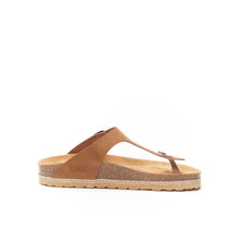 Carica l'immagine nel visualizzatore di Gallery, Cognac Brown thong BLANCA made with eco-leather
