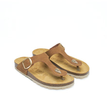 Carica l'immagine nel visualizzatore di Gallery, Cognac Brown thong BLANCA made with eco-leather