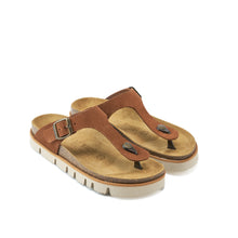 Carica l'immagine nel visualizzatore di Gallery, Chestnuts thong BLANCA made with suede leather