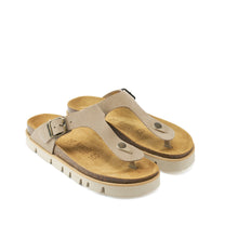 Carica l'immagine nel visualizzatore di Gallery, Taupe thong BLANCA made with suede leather