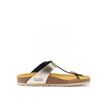 Carica l'immagine nel visualizzatore di Gallery, Champagne thong BLANCA BIG BUCKLE made with eco-leather