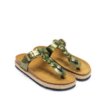 Carica l'immagine nel visualizzatore di Gallery, Moss Green platforms LUNA made with eco-leather