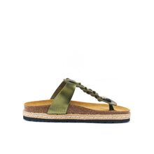 Carica l'immagine nel visualizzatore di Gallery, Moss Green platforms LUNA made with eco-leather