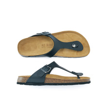 Charger l'image dans la galerie, Black thong DAVID made with eco-leather