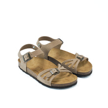 Carica l'immagine nel visualizzatore di Gallery, Taupe sandals NEVA made with suede leather
