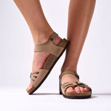 Carica l'immagine nel visualizzatore di Gallery, Taupe sandals NEVA made with suede leather