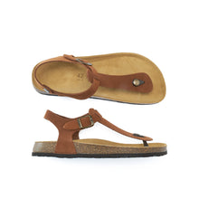 Carica l'immagine nel visualizzatore di Gallery, Chestnuts sandals LEON made with suede leather