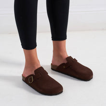 Charger l'image dans la galerie, Dark Brown sabot clogs NOE made with suede leather