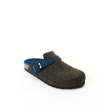 Carica l'immagine nel visualizzatore di Gallery, Dark Brown sabot clogs NOE made with felt