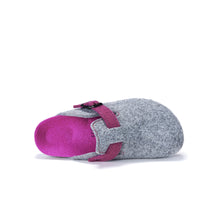Load image into Gallery viewer, Grey sabot clogs NOE made with felt