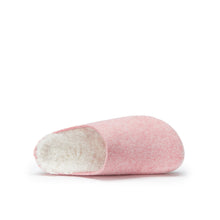 Carica l'immagine nel visualizzatore di Gallery, Pink sabot clogs ANGEL made with felt