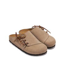 Carica l'immagine nel visualizzatore di Gallery, Taupe sabot clogs ESTER made with suede leather