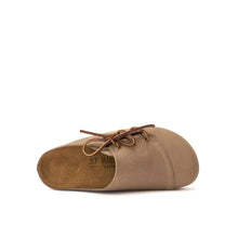Carica l'immagine nel visualizzatore di Gallery, Taupe sabot clogs ESTER made with suede leather