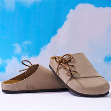 Carica l'immagine nel visualizzatore di Gallery, Taupe sabot clogs ESTER made with suede leather