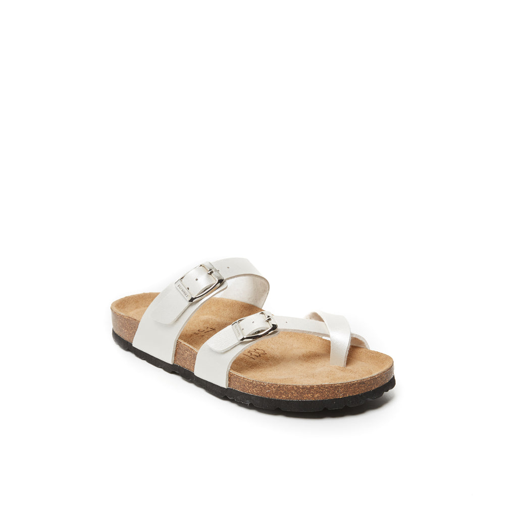 DARIA PEARL WHITE