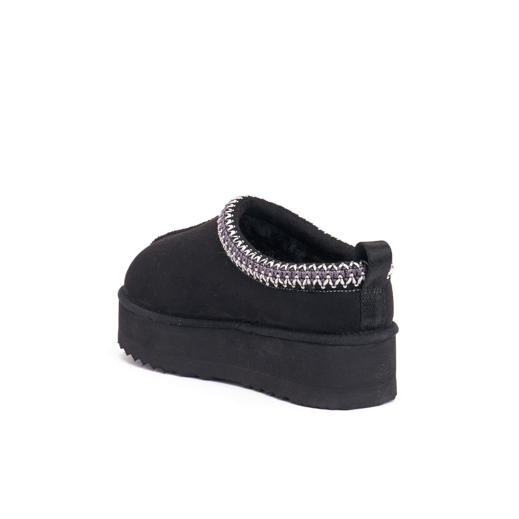RIA BLACK