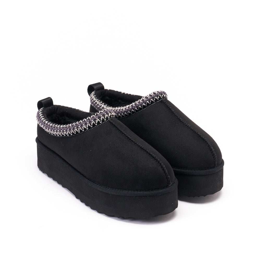 RIA BLACK