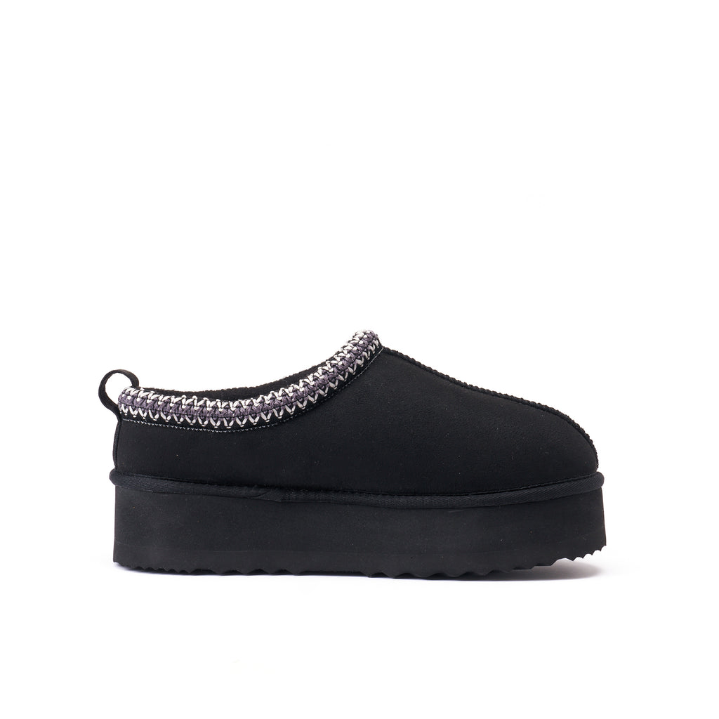 RIA BLACK