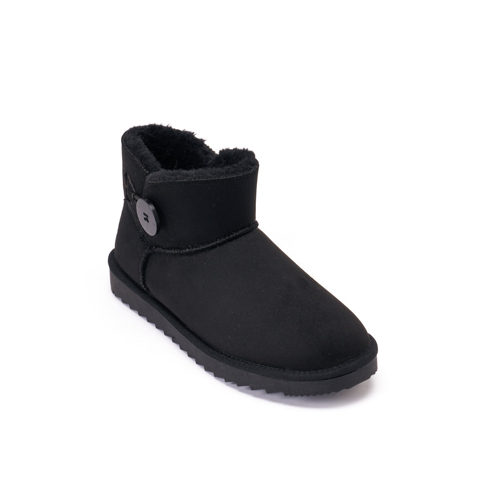 IRIS BLACK