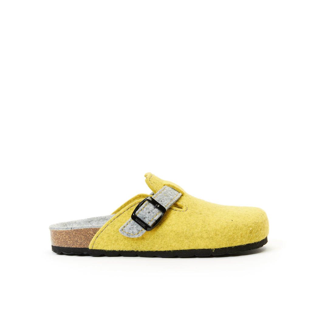 Yellow sabot clogs NOE made with felt