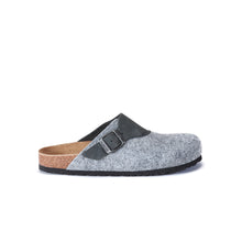 Load image into Gallery viewer, Grey sabot clogs ALMA made with felt and leather
