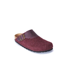 Load image into Gallery viewer, Bordeaux sabot clogs ALMA made with felt and leather
