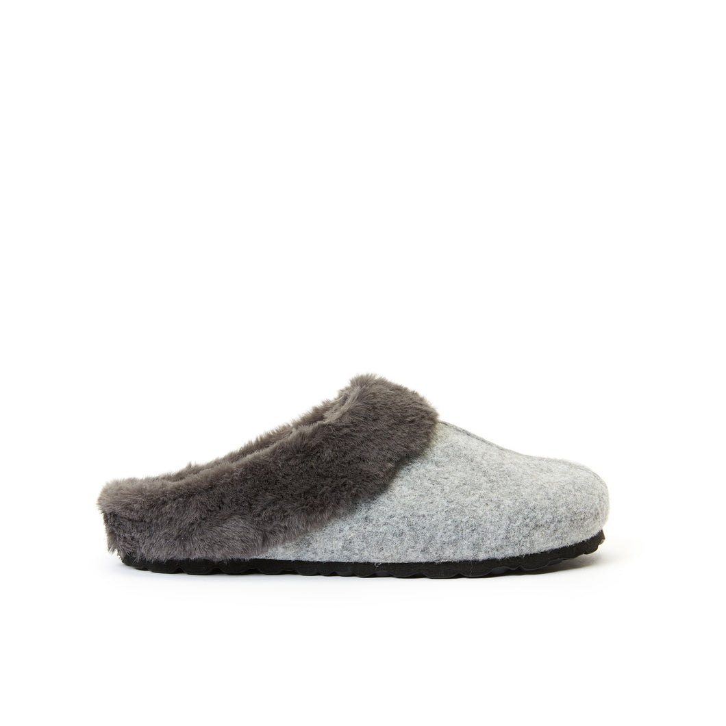 Grey sabot clogs MARTA made with felt and faux fur