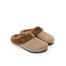 Load image into Gallery viewer, Brown sabot clogs MARTA made with felt and faux fur
